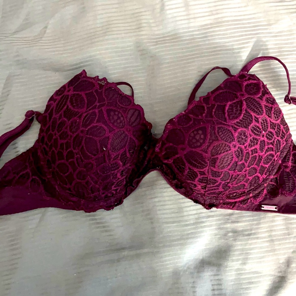 Strappy 34C Victoria’s Secret Pink bra